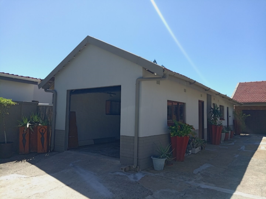 4 Bedroom Property for Sale in Shelly Beach KwaZulu-Natal