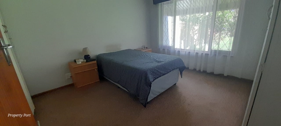 2 Bedroom Property for Sale in Umtentweni KwaZulu-Natal