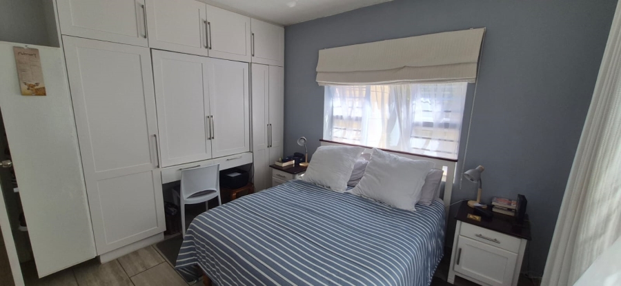 2 Bedroom Property for Sale in Uvongo KwaZulu-Natal