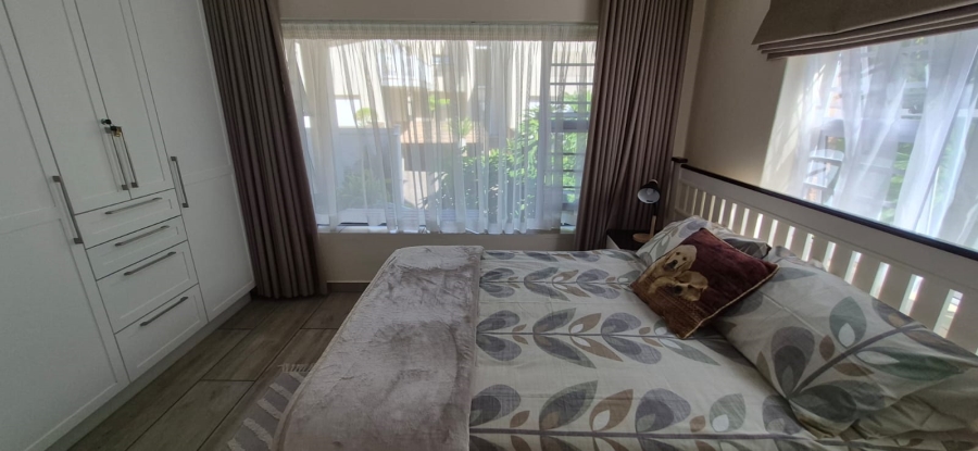 2 Bedroom Property for Sale in Uvongo KwaZulu-Natal
