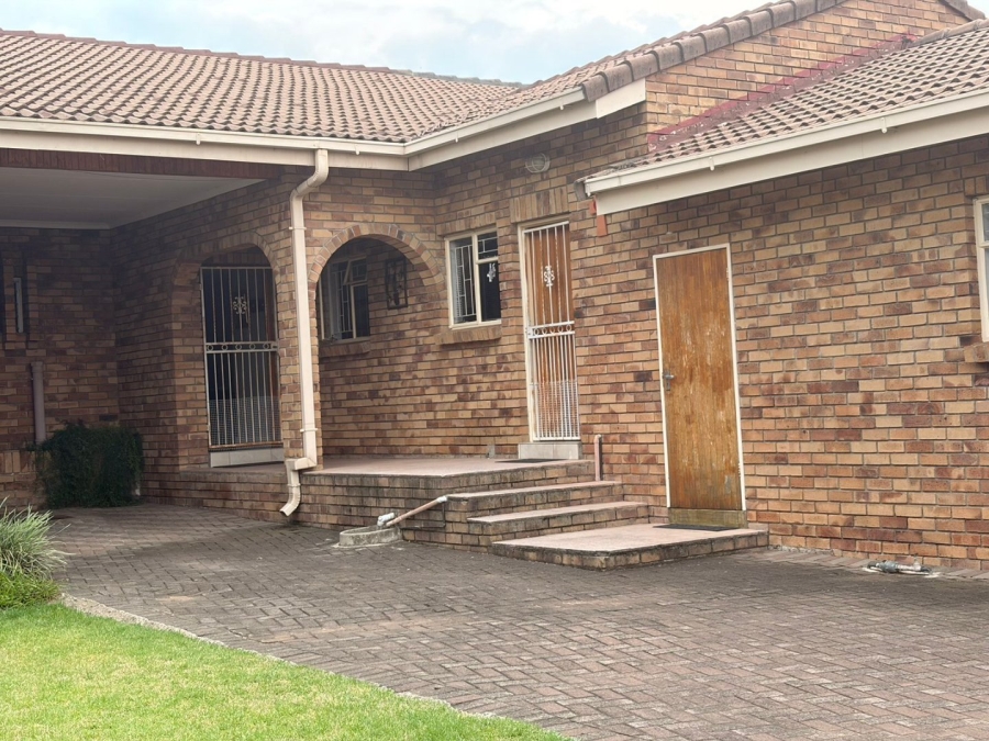 3 Bedroom Property for Sale in Huttenheights KwaZulu-Natal