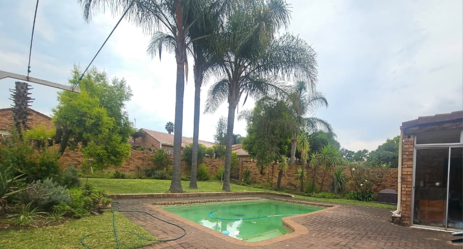 3 Bedroom Property for Sale in Huttenheights KwaZulu-Natal