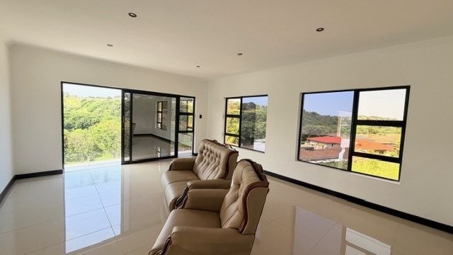 5 Bedroom Property for Sale in Shelly Beach KwaZulu-Natal