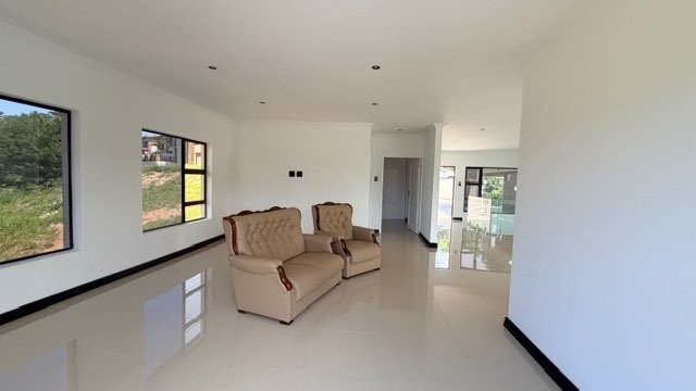 5 Bedroom Property for Sale in Shelly Beach KwaZulu-Natal