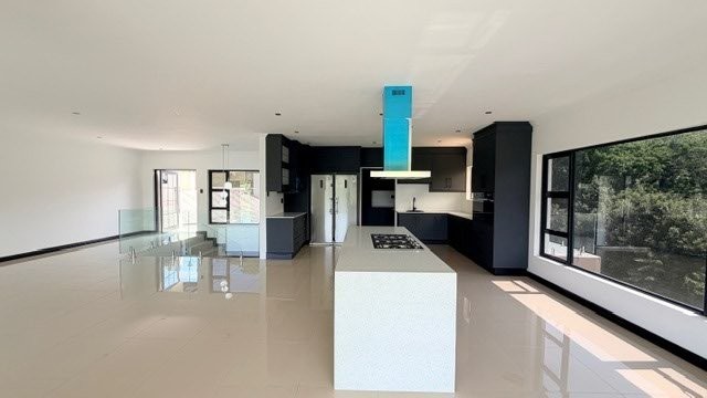 5 Bedroom Property for Sale in Shelly Beach KwaZulu-Natal