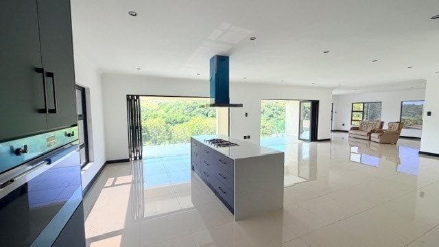 5 Bedroom Property for Sale in Shelly Beach KwaZulu-Natal