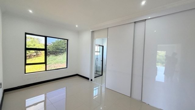 5 Bedroom Property for Sale in Shelly Beach KwaZulu-Natal
