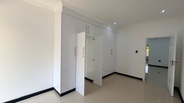 5 Bedroom Property for Sale in Shelly Beach KwaZulu-Natal