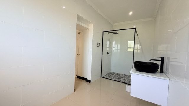 5 Bedroom Property for Sale in Shelly Beach KwaZulu-Natal