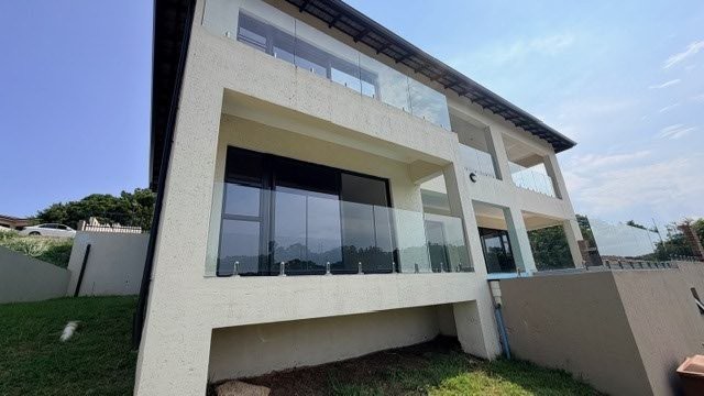 5 Bedroom Property for Sale in Shelly Beach KwaZulu-Natal