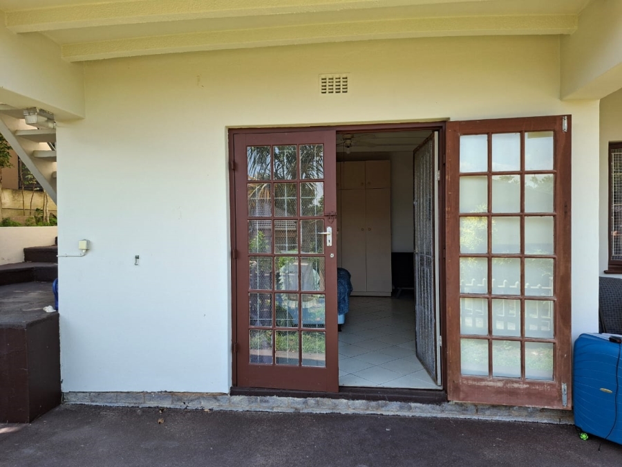 2 Bedroom Property for Sale in Hibberdene KwaZulu-Natal