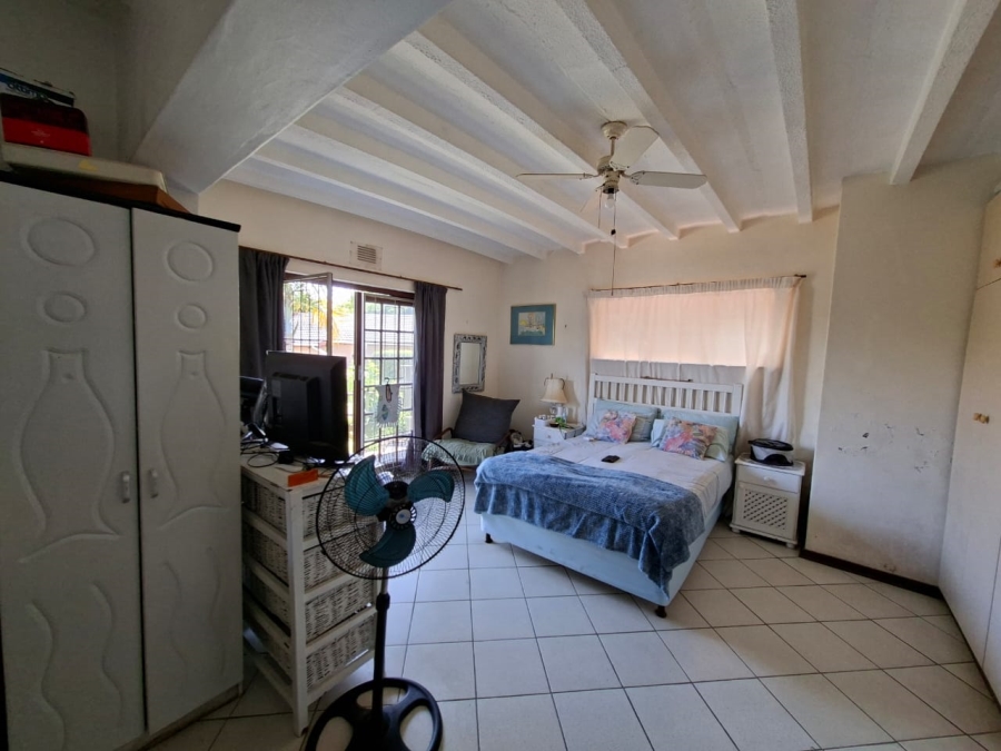 2 Bedroom Property for Sale in Hibberdene KwaZulu-Natal