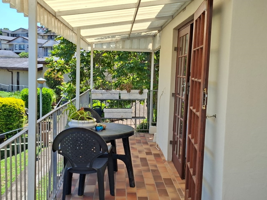 2 Bedroom Property for Sale in Hibberdene KwaZulu-Natal