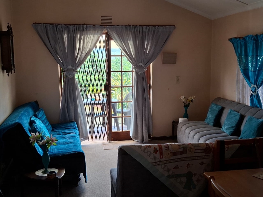 2 Bedroom Property for Sale in Hibberdene KwaZulu-Natal