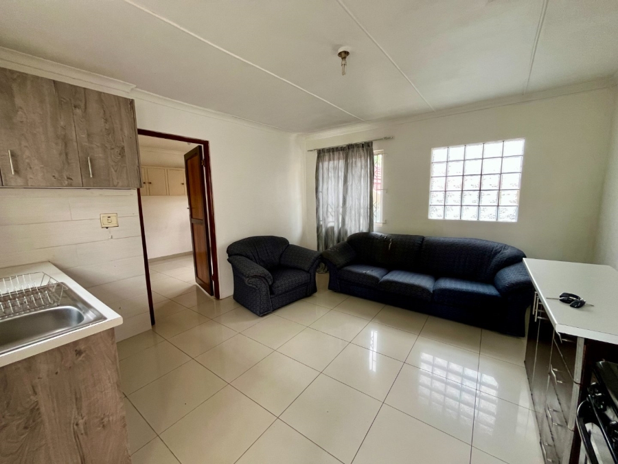 To Let 1 Bedroom Property for Rent in Mount Vernon KwaZulu-Natal