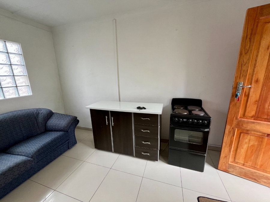 To Let 1 Bedroom Property for Rent in Mount Vernon KwaZulu-Natal