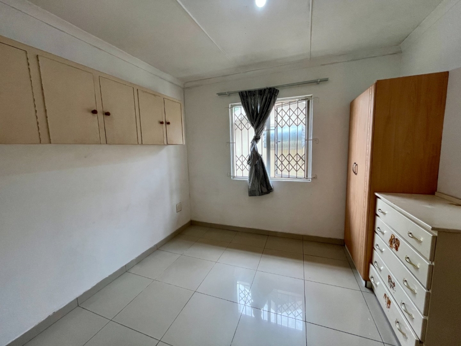 To Let 1 Bedroom Property for Rent in Mount Vernon KwaZulu-Natal