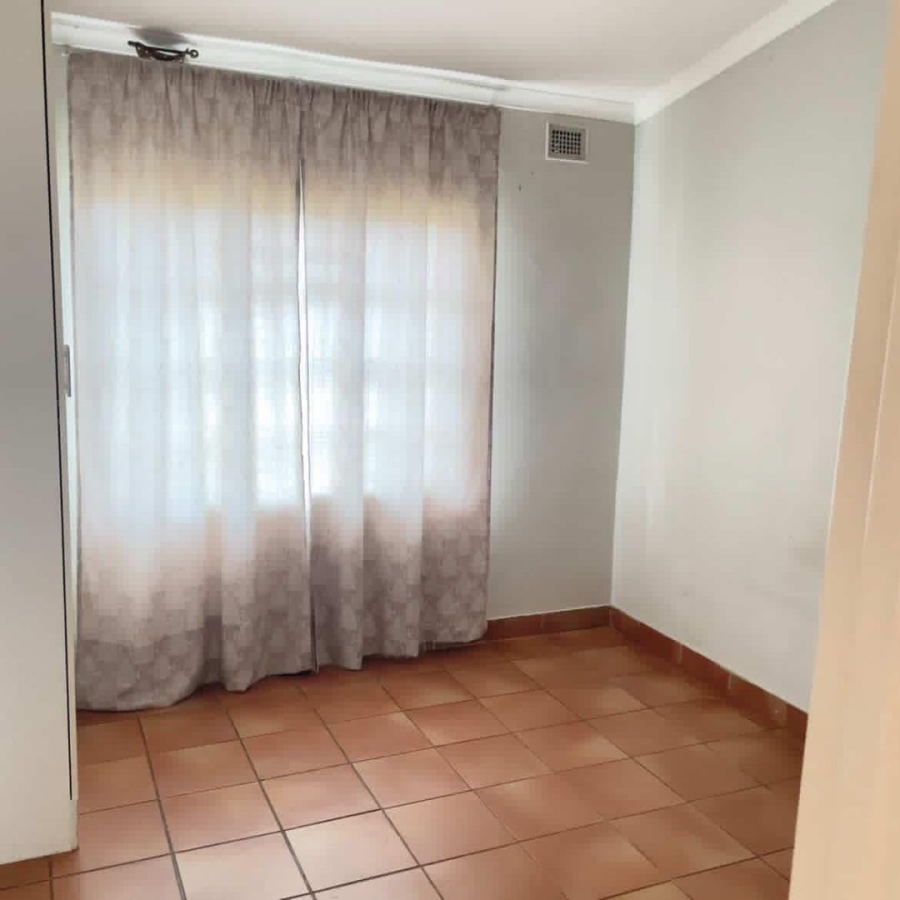 To Let 1 Bedroom Property for Rent in Athlone KwaZulu-Natal