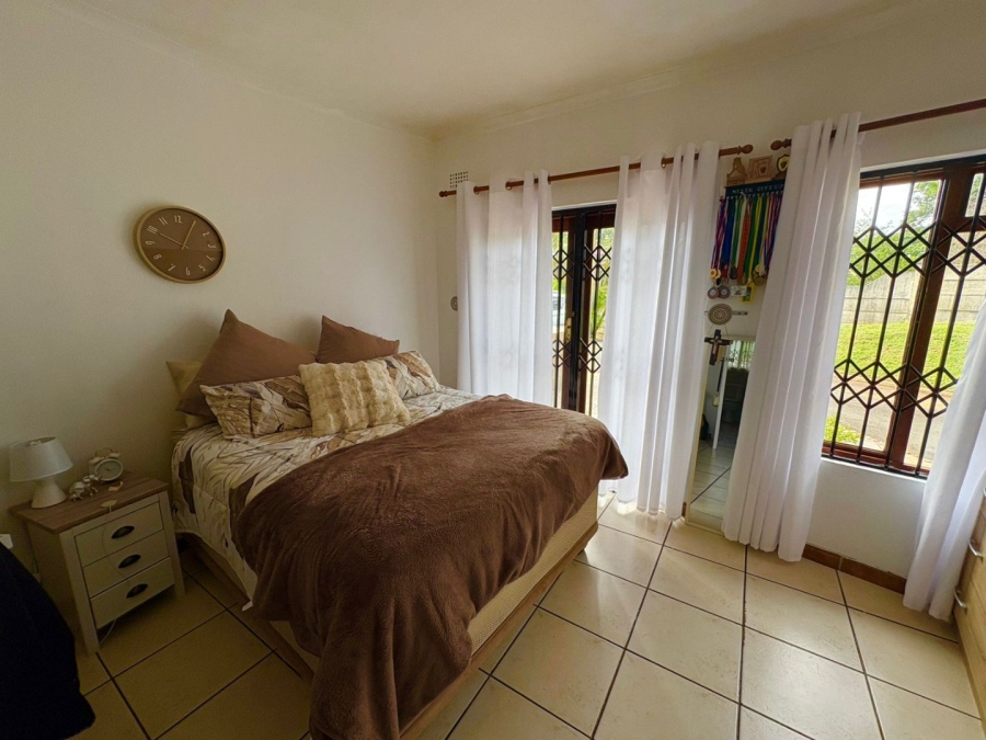 2 Bedroom Property for Sale in Umtentweni KwaZulu-Natal