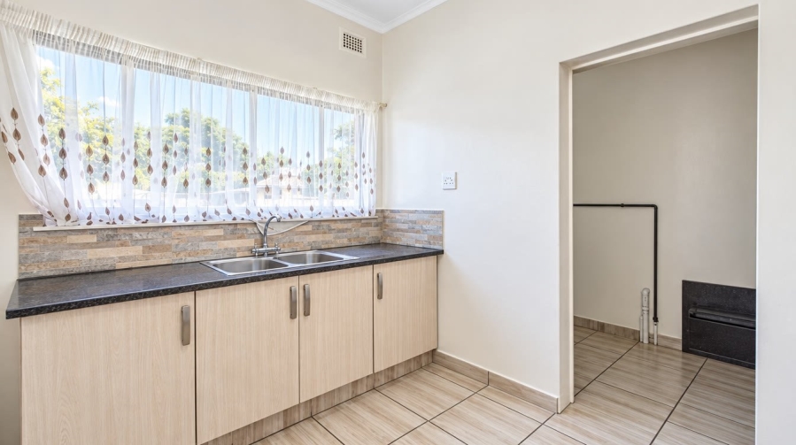 5 Bedroom Property for Sale in Newcastle KwaZulu-Natal