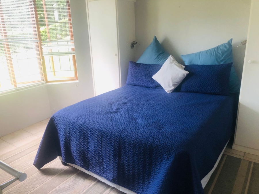 To Let 1 Bedroom Property for Rent in Kloof KwaZulu-Natal