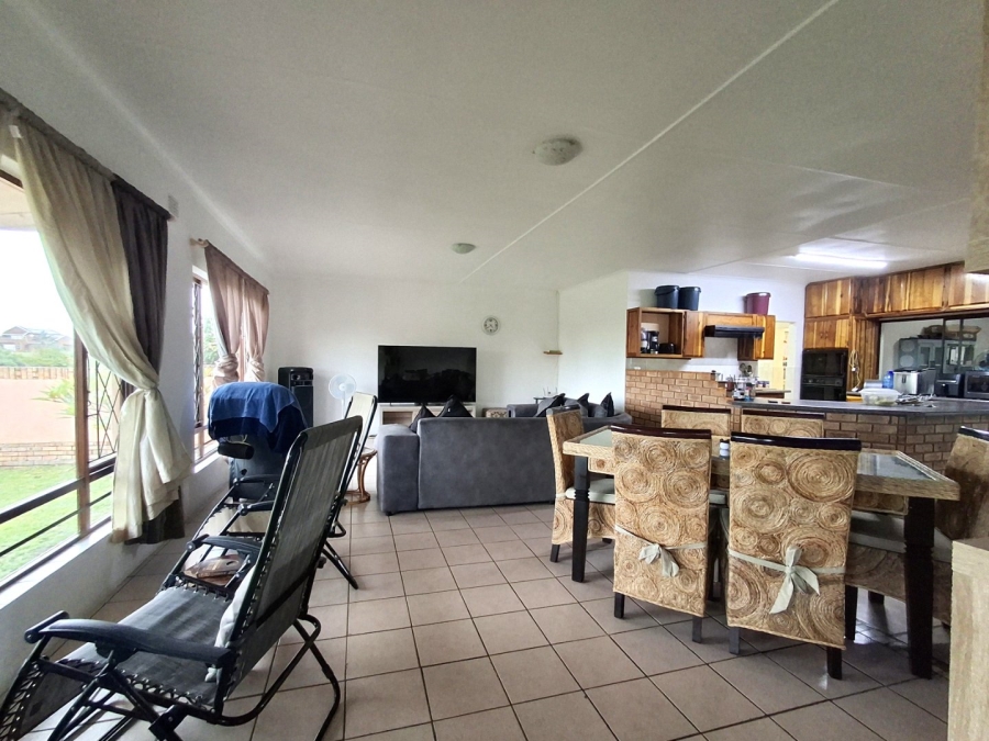 3 Bedroom Property for Sale in Port Edward KwaZulu-Natal