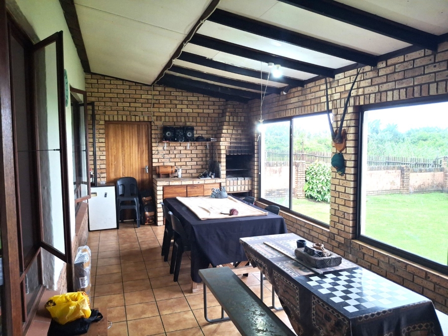 3 Bedroom Property for Sale in Port Edward KwaZulu-Natal