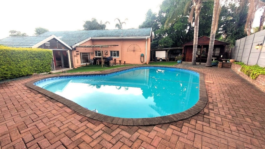 3 Bedroom Property for Sale in Aviary Hill KwaZulu-Natal