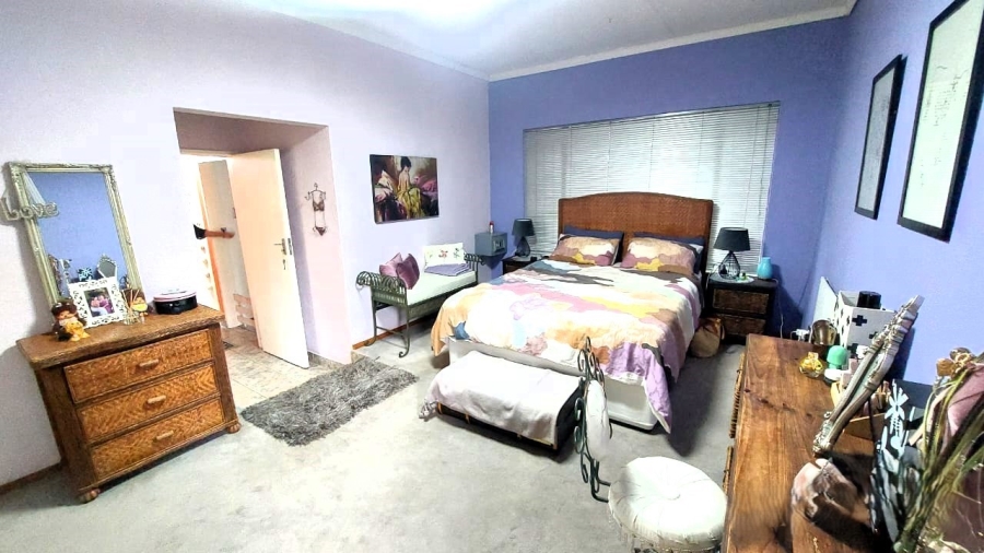 3 Bedroom Property for Sale in Aviary Hill KwaZulu-Natal