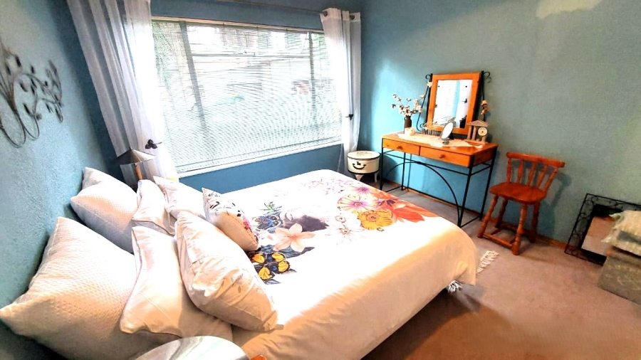 3 Bedroom Property for Sale in Aviary Hill KwaZulu-Natal