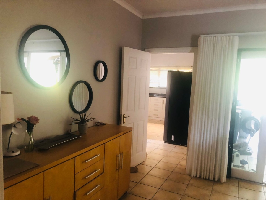 4 Bedroom Property for Sale in Kloof KwaZulu-Natal