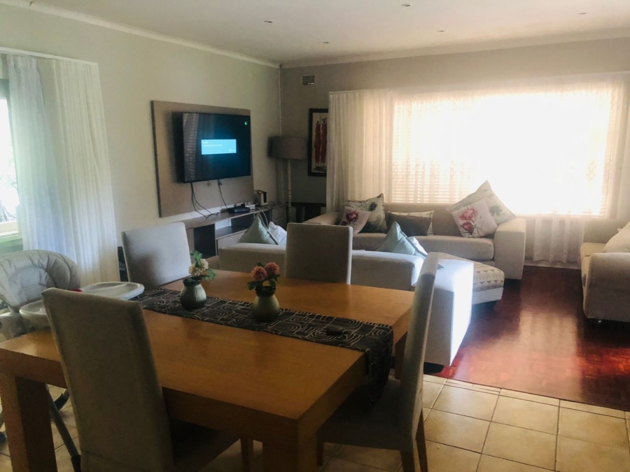 4 Bedroom Property for Sale in Kloof KwaZulu-Natal