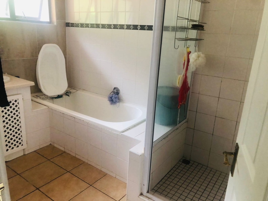 4 Bedroom Property for Sale in Kloof KwaZulu-Natal