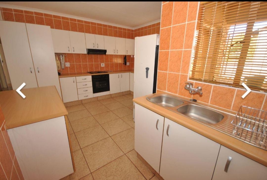2 Bedroom Property for Sale in Pioneer Park KwaZulu-Natal