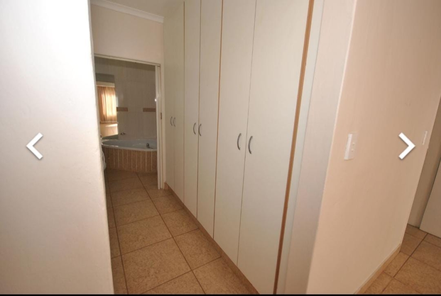 2 Bedroom Property for Sale in Pioneer Park KwaZulu-Natal