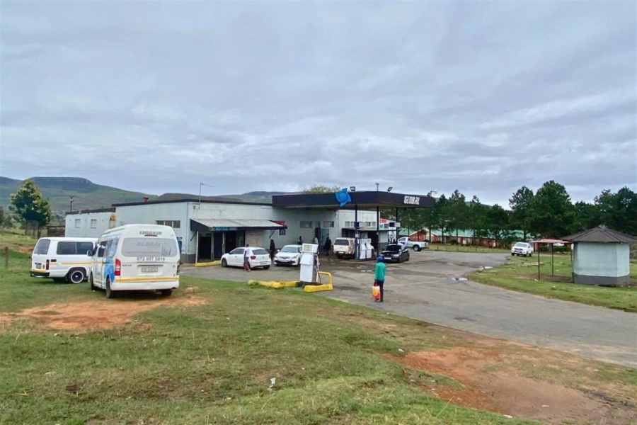Commercial Property for Sale in Kengolana KwaZulu-Natal