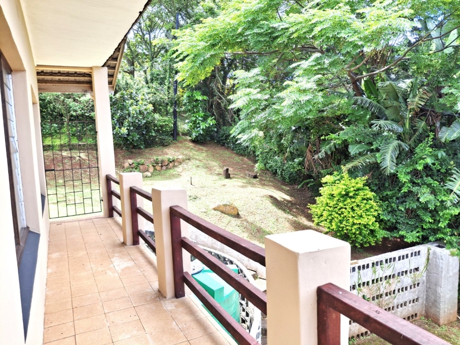 5 Bedroom Property for Sale in Leisure Crest KwaZulu-Natal