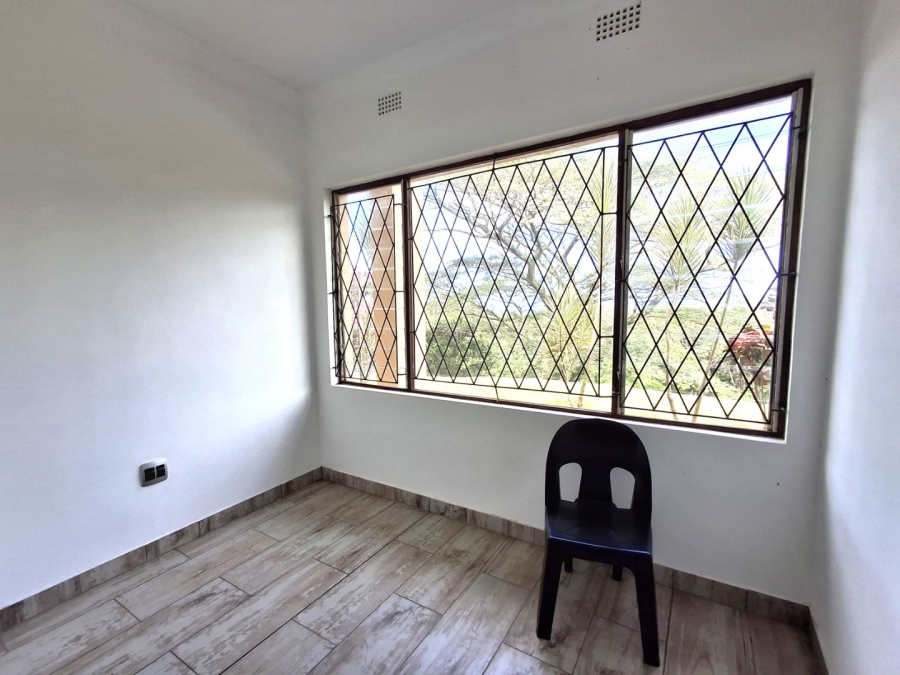 5 Bedroom Property for Sale in Leisure Crest KwaZulu-Natal