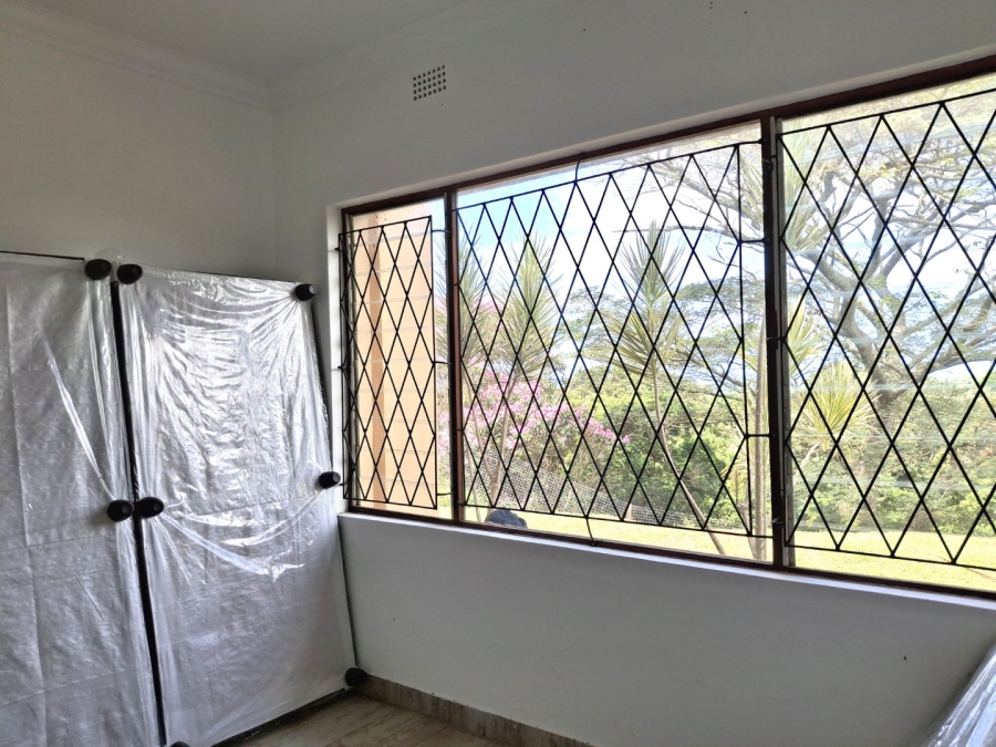 5 Bedroom Property for Sale in Leisure Crest KwaZulu-Natal