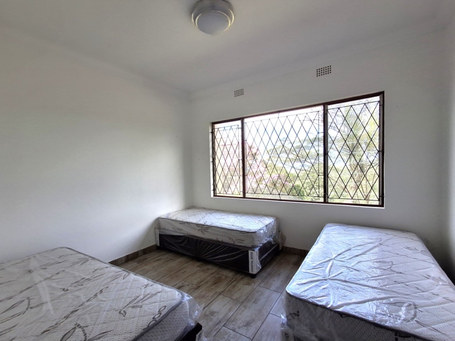 5 Bedroom Property for Sale in Leisure Crest KwaZulu-Natal