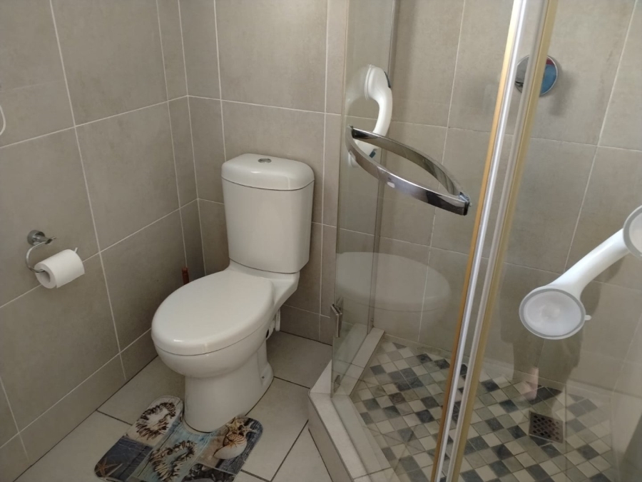 1 Bedroom Property for Sale in Scottburgh Central KwaZulu-Natal