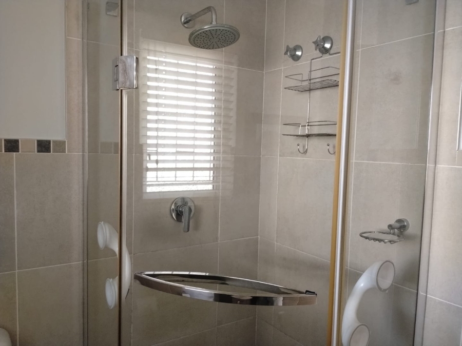1 Bedroom Property for Sale in Scottburgh Central KwaZulu-Natal