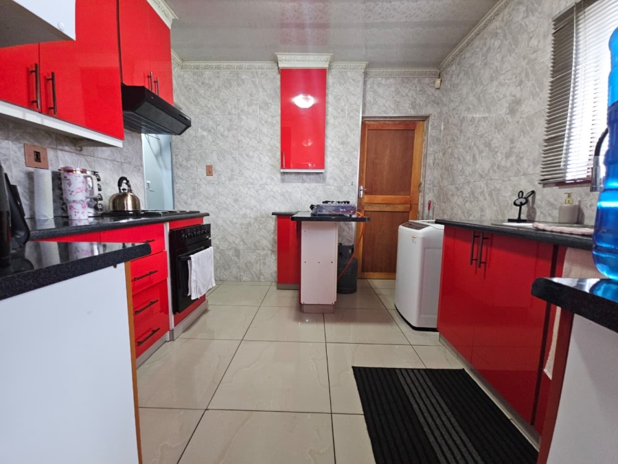 3 Bedroom Property for Sale in Arborpark KwaZulu-Natal