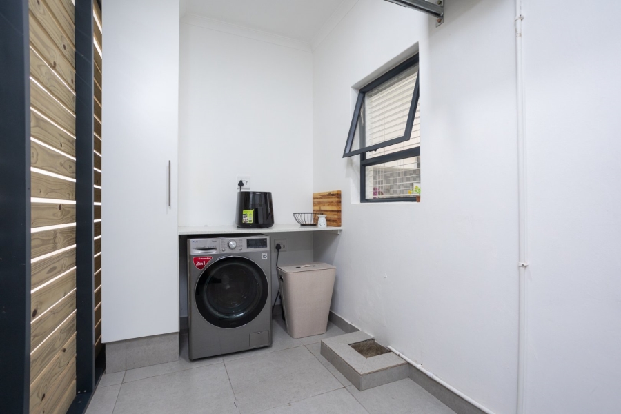 1 Bedroom Property for Sale in Umhlanga KwaZulu-Natal