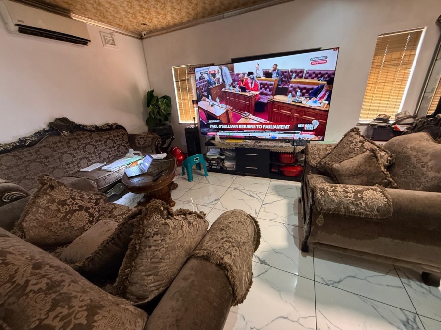 4 Bedroom Property for Sale in Scottsville KwaZulu-Natal