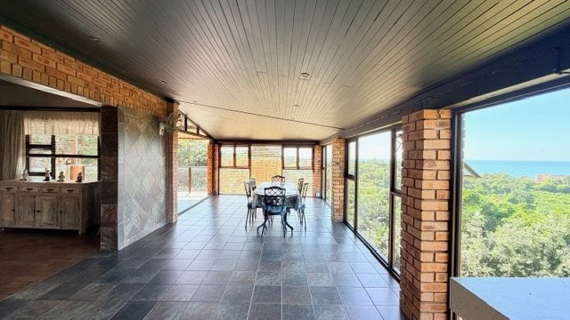 5 Bedroom Property for Sale in Trafalgar KwaZulu-Natal
