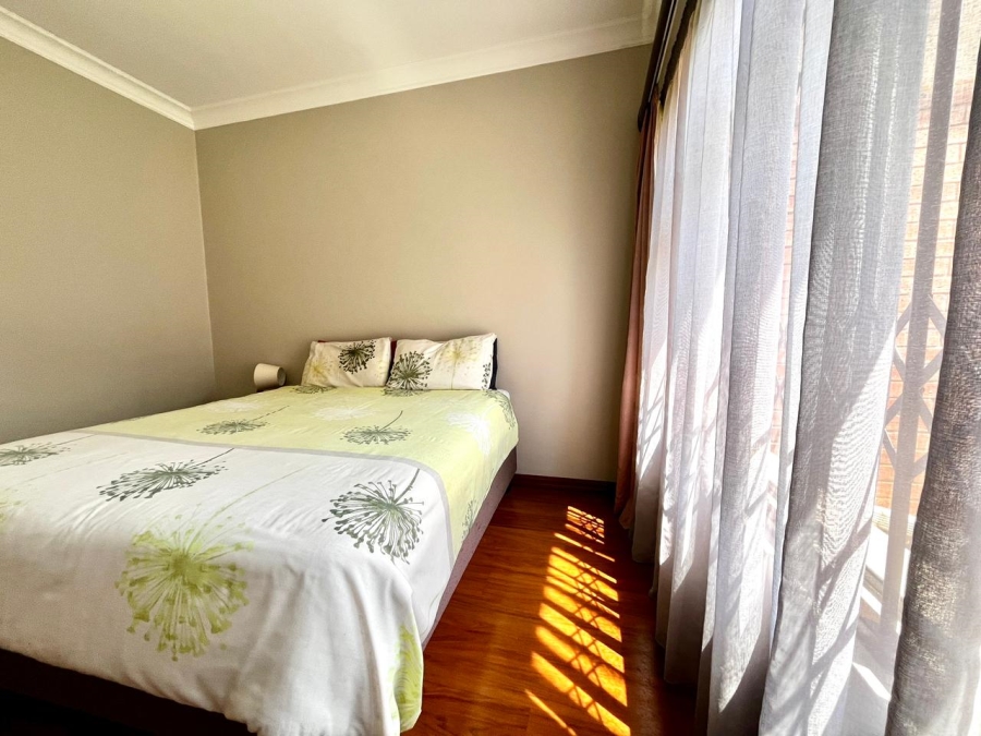 5 Bedroom Property for Sale in Signal Hill KwaZulu-Natal