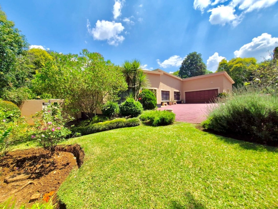5 Bedroom Property for Sale in Signal Hill KwaZulu-Natal