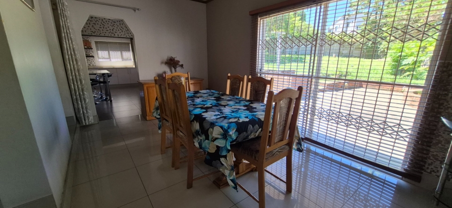 4 Bedroom Property for Sale in Parkside KwaZulu-Natal