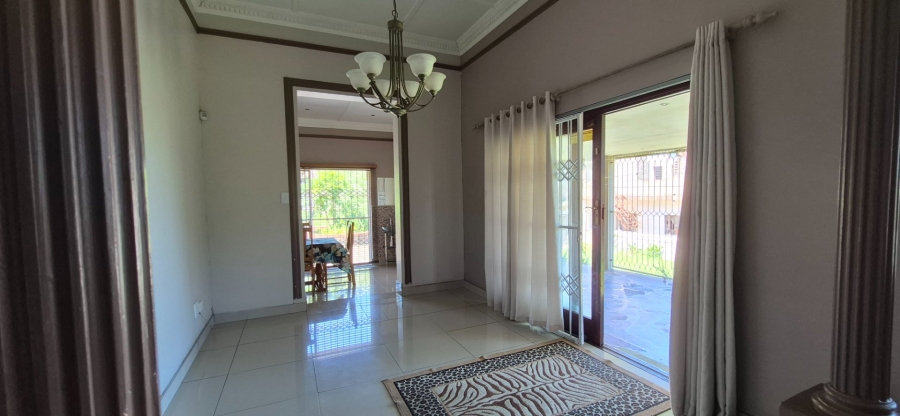 4 Bedroom Property for Sale in Parkside KwaZulu-Natal